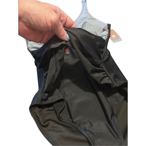 Smismivo Black Striped Size L Tummy Control Criss Cross One Piece Swimsuit Bathi - Picture 4 of 11